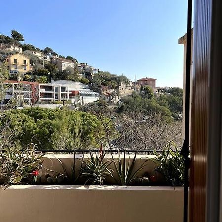 Apartmán Eze Roc Exteriér fotografie
