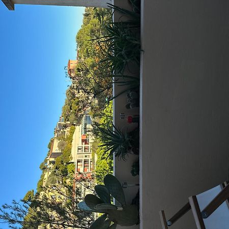 Apartmán Eze Roc Exteriér fotografie