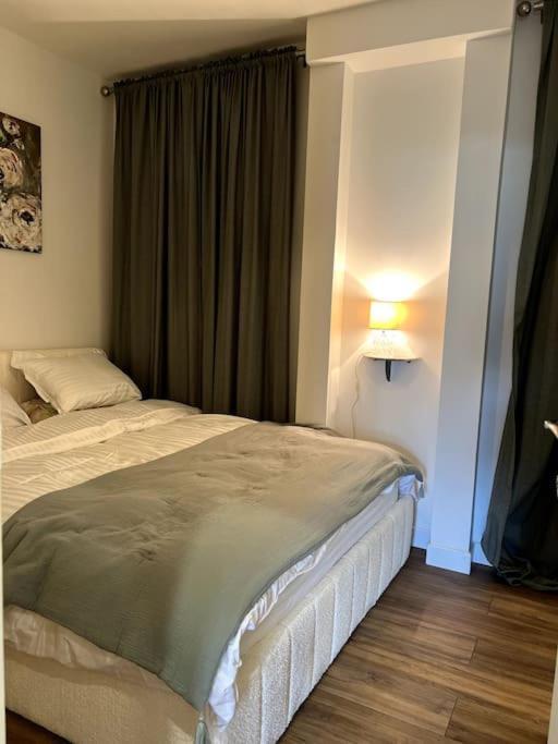 Apartmán Eze Roc Exteriér fotografie